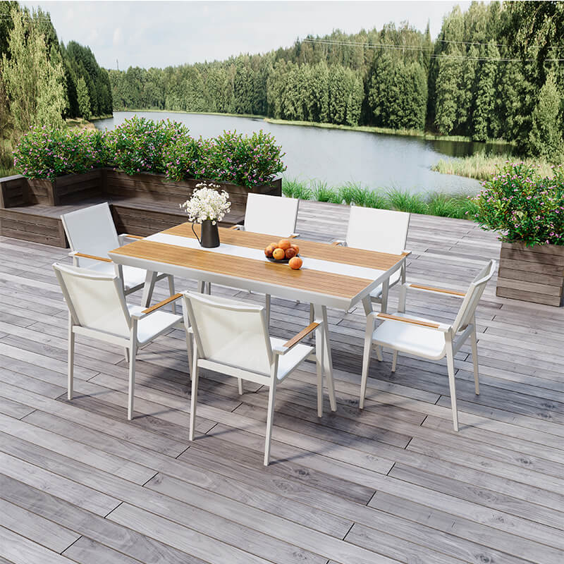 Outdoor dining set