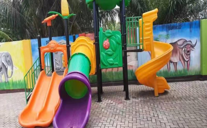 Outdoor Plastic Game Playsets Playground Equipment