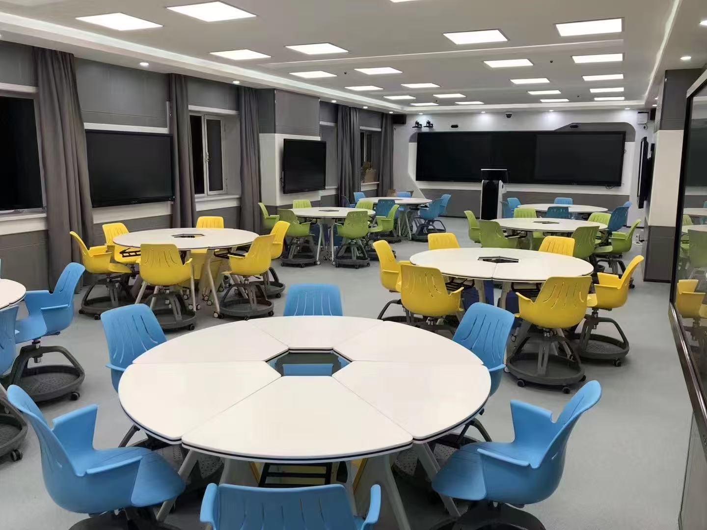 Discussion/Classroom square