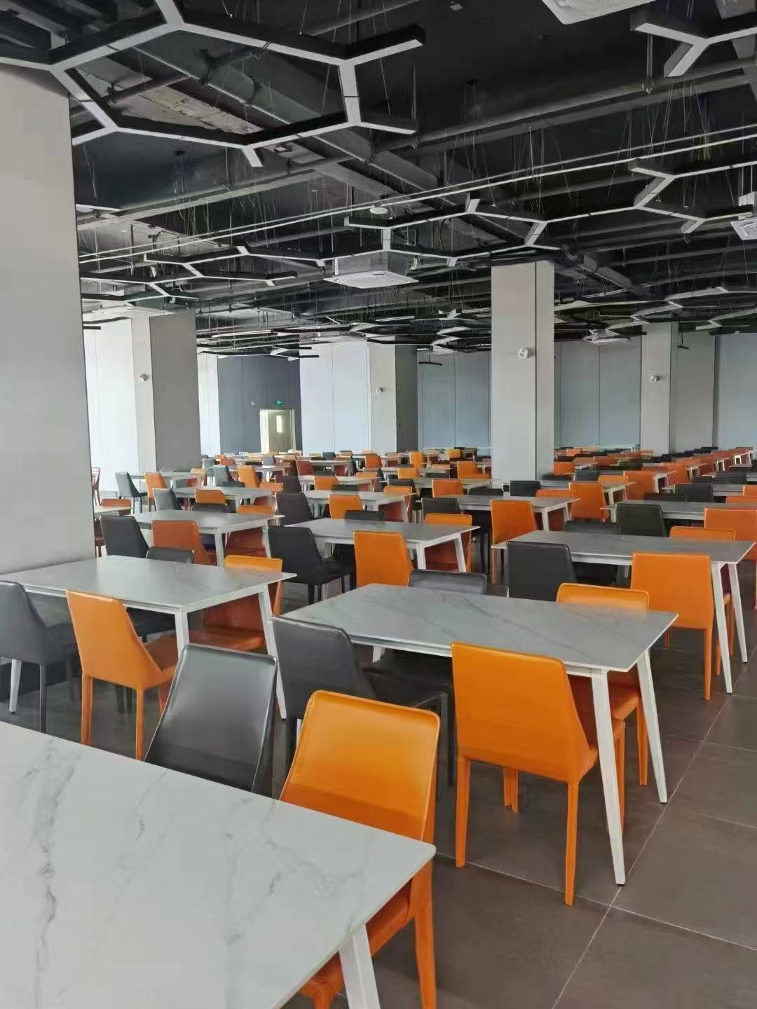 Open/public discussion chambers furniture