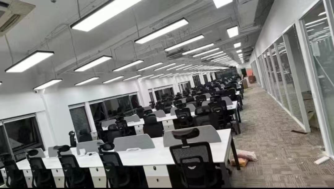 Conference chairs and tables 