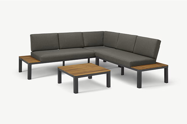 Outdoor sofa set