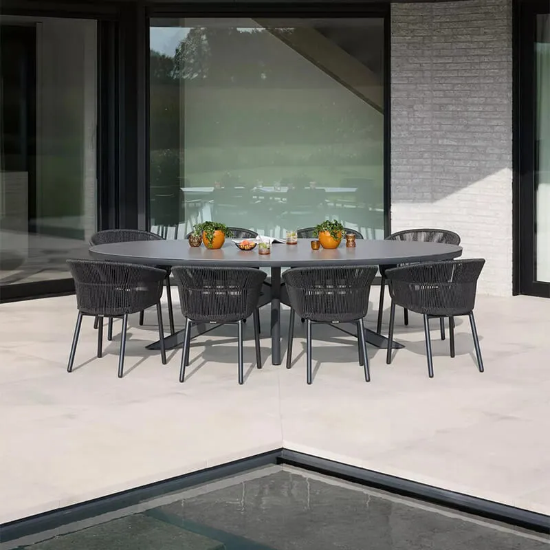 Outdoor oval dining set