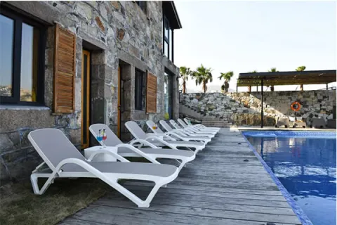 Wholesale Sling Plastic Resin Chaise Lounge