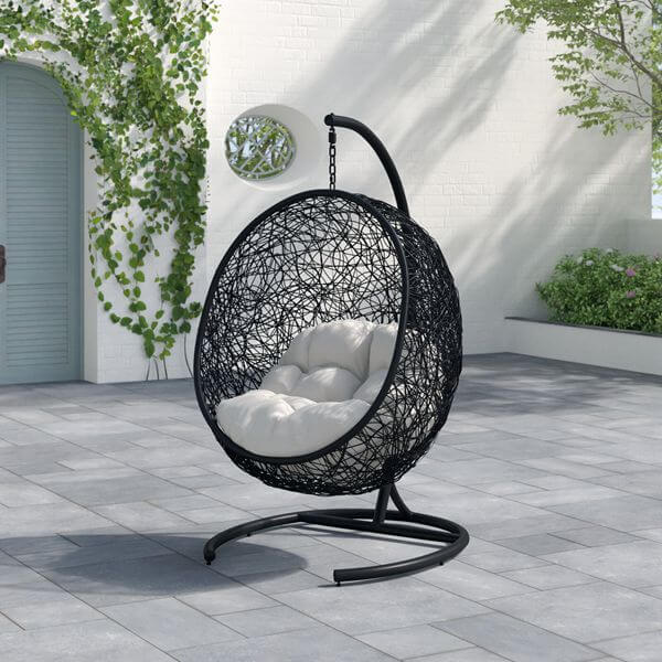 Outdoor hanging Chair