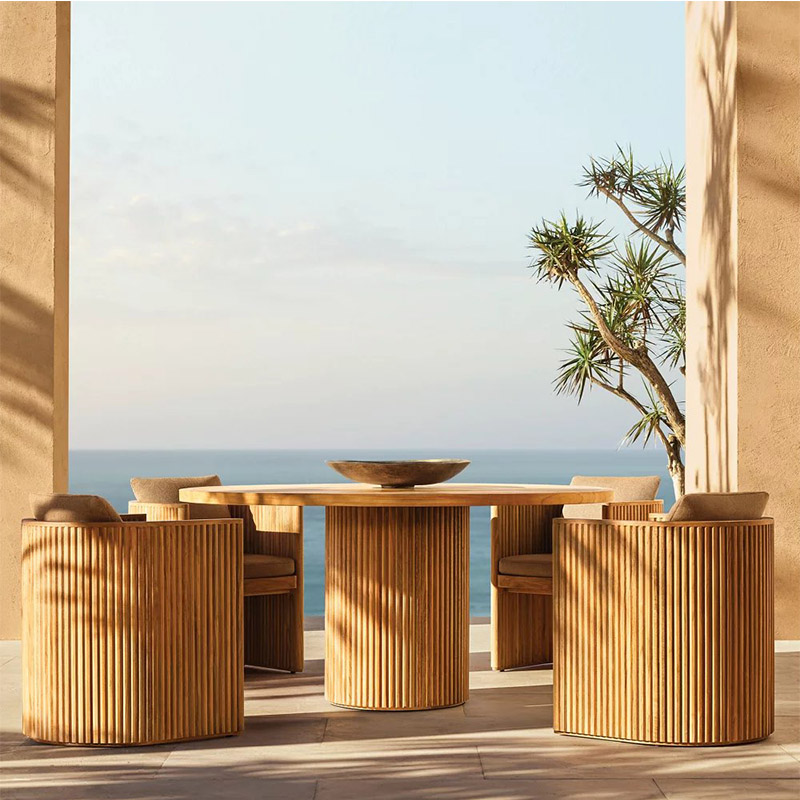Round table teak