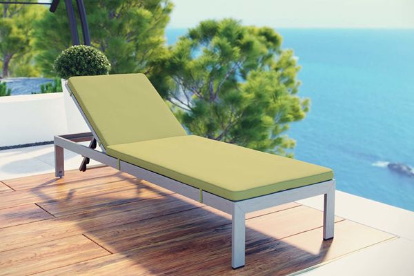 Chaise Lounge In Mesh With Sumbrella Cushion